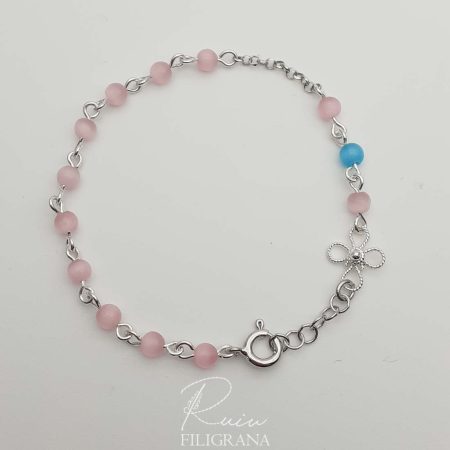 idea regalo per la Prima Comunione o il Battesimo: un bracciale a rosario con croce in filigrana d'argento realizzata a mano, un simbolo importante per questo giorno speciale e non solo.